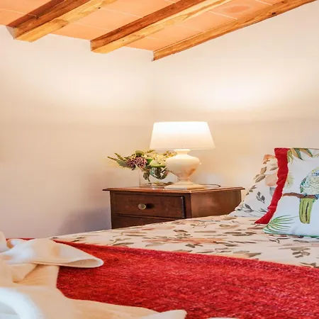 Casa vacanze In Lucca With Scenic Views San Gennaro (Lucca)